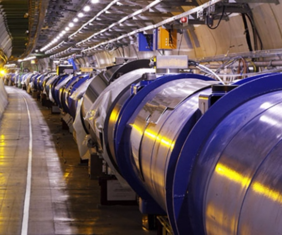 BÜYÜK HADRON ÇARPIŞTIRICISI İŞE GERİ DÖNDÜ